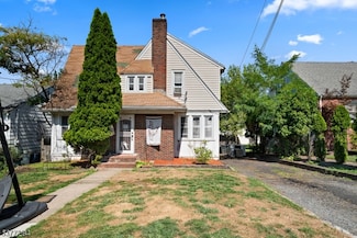 21 Robertson Rd, West Orange, NJ 07052