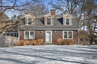 77 Fox Run Rd, South Hamilton, MA 01982