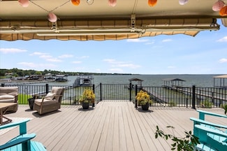 219 Admiral Dr, Gun Barrel City, TX 75156
