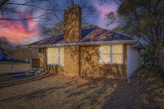 2293 7th Ave E, Saint Paul, MN 55109