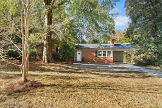 708 Devon Ct, Wilmington, NC 28403