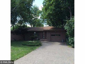 312 312 Jefferson Ave S, Edina, MN 55343