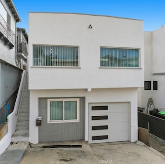 220 39th St Unit B, Manhattan Beach, CA 90266