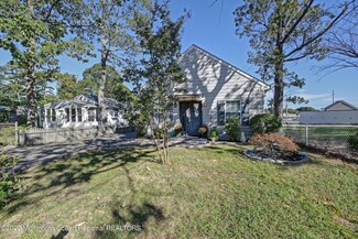315 Buermann Ave, Toms River, NJ 08753