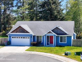 1690 Westwind Cir, Hammond, OR 97121