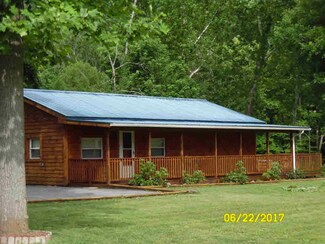 2822 Wolf Creek Rd, Narrows, VA 24124