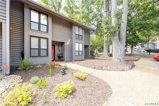 2902 Woodbridge Crossing Dr, Midlothian, VA 23112