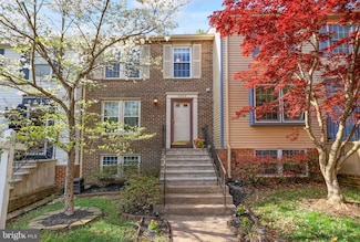 6808 Heatherway Ct, Alexandria, VA 22315