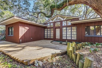 367 Mashes Sands Rd, Panacea, FL 32346