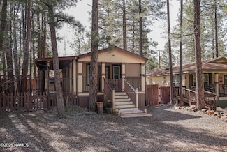 1065 Chalet Place, Munds Park, AZ 86017