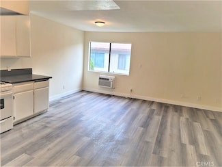 4906 Rosewood Ave, Los Angeles, CA 90004