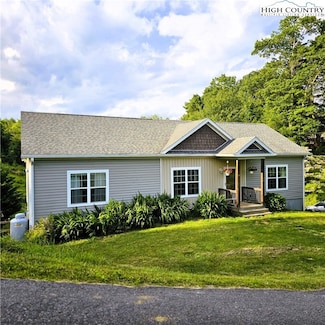 104 Daydreams Ln, Deep Gap, NC 28618