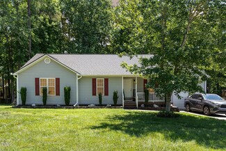 17 Oxford Ct, Clayton, NC 27520