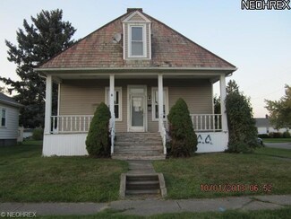 195 E Maryland Ave, Sebring, OH 44672