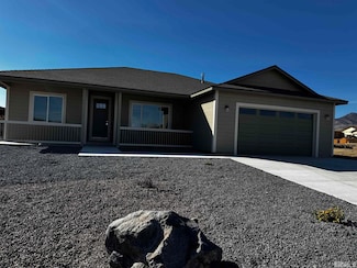 913 Saltbrush Rd, Dayton, NV 89403