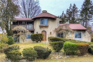 1 Elizabeth Rd, New Rochelle, NY 10804