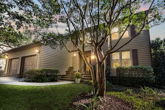713 Lake Frances Dr, Charleston, SC 29412