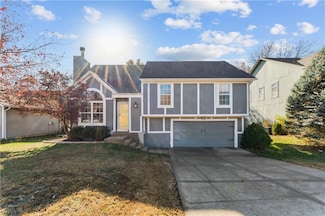 571 W Northview St, Olathe, KS 66061