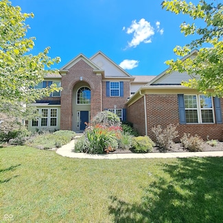 4621 Pebblepointe Pass, Zionsville, IN 46077