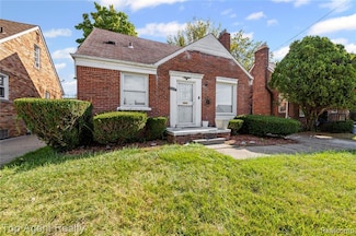 17600 Westmoreland Rd, Detroit, MI 48219