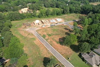 1711 Roleson Ln, Jonesboro, AR 72404