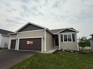 1214 Compton Ave, River Falls, WI 54022