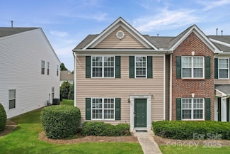 3220 Barons Court Rd, Charlotte, NC 28213