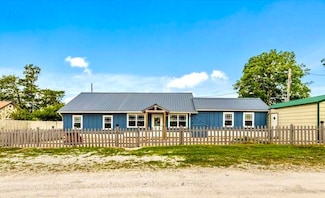 367 Flagstone Rd, Cape Fair, MO 65624