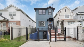 164-35 109th Ave, Jamaica, NY 11433