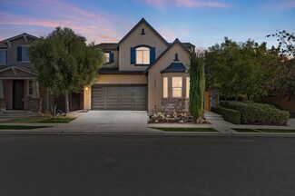 3051 Redington Ave, Clovis, CA 93619