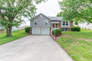 2802 N 39th Terrace, Saint Joseph, MO 64506
