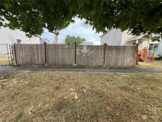 1209 S Cushman Ave, Tacoma, WA 98405
