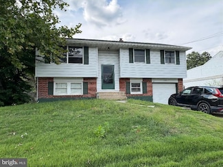 330 Croce Ave, Gibbstown, NJ 08027