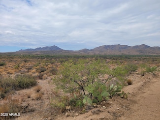 Lots 40&41 Traveler Way Unit 40&41, Congress, AZ 85332