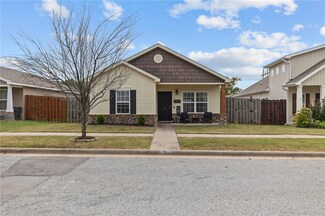 4507 W Sweetgum Ln, Fayetteville, AR 72704