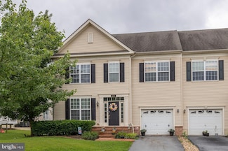 209 Darden Ct W, Martinsburg, WV 25403