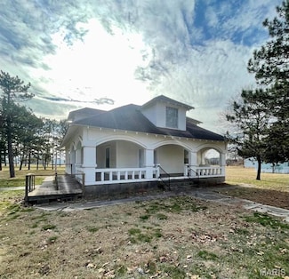 722 W Main Ave, Bernie, MO 63822