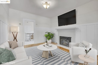 2406 10th St, Berkeley, CA 94710