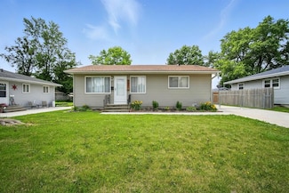 831 Jerlynn Ave, Des Moines, IA 50313