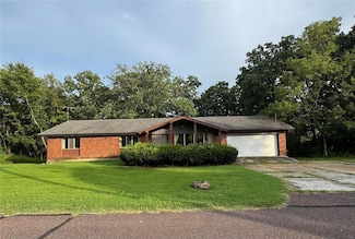 1438 Valley View Dr, Arnold, MO 63010