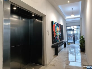 58 Union St Unit 602, Newark, NJ 07105