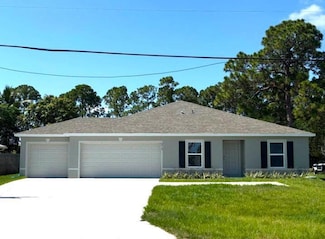 2218 SE Grand Dr, Port Saint Lucie, FL 34952