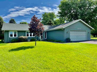 12739 Waltham Close, Roscoe, IL 61073