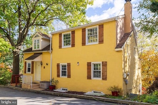 223 Rebel Hill Rd, Conshohocken, PA 19428