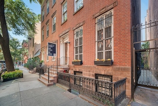 262 W 11th St, New York, NY 10014