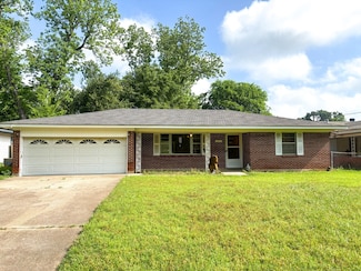 1209 Pecan Ln, Bossier City, LA 71112