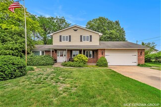 4529 61st St, Holland, MI 49423