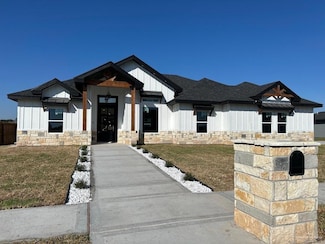 2802 Stone Oak Dr, Weslaco, TX 78599
