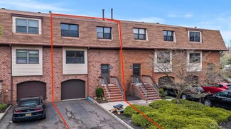4204 N Oaks Blvd, North Brunswick, NJ 08902