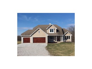 3418 N Elsea Smith Rd, Buckner, MO 64016